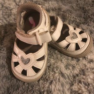 Stride rite Louisa white toddler shoe